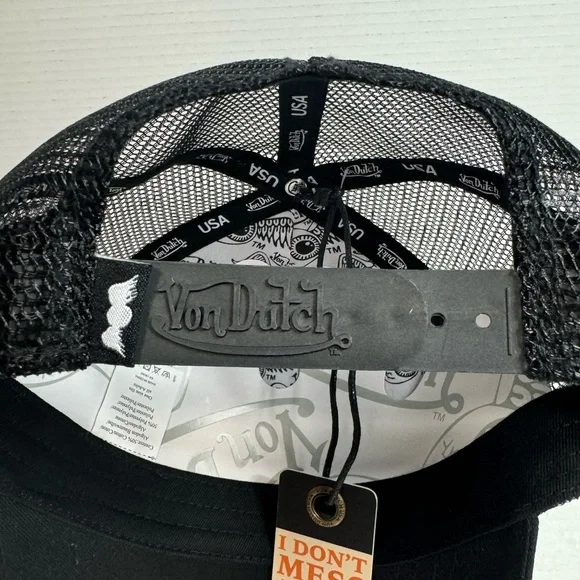 New Retail $89 Black Von Dutch Trucker Hat - Picture 3 of 4